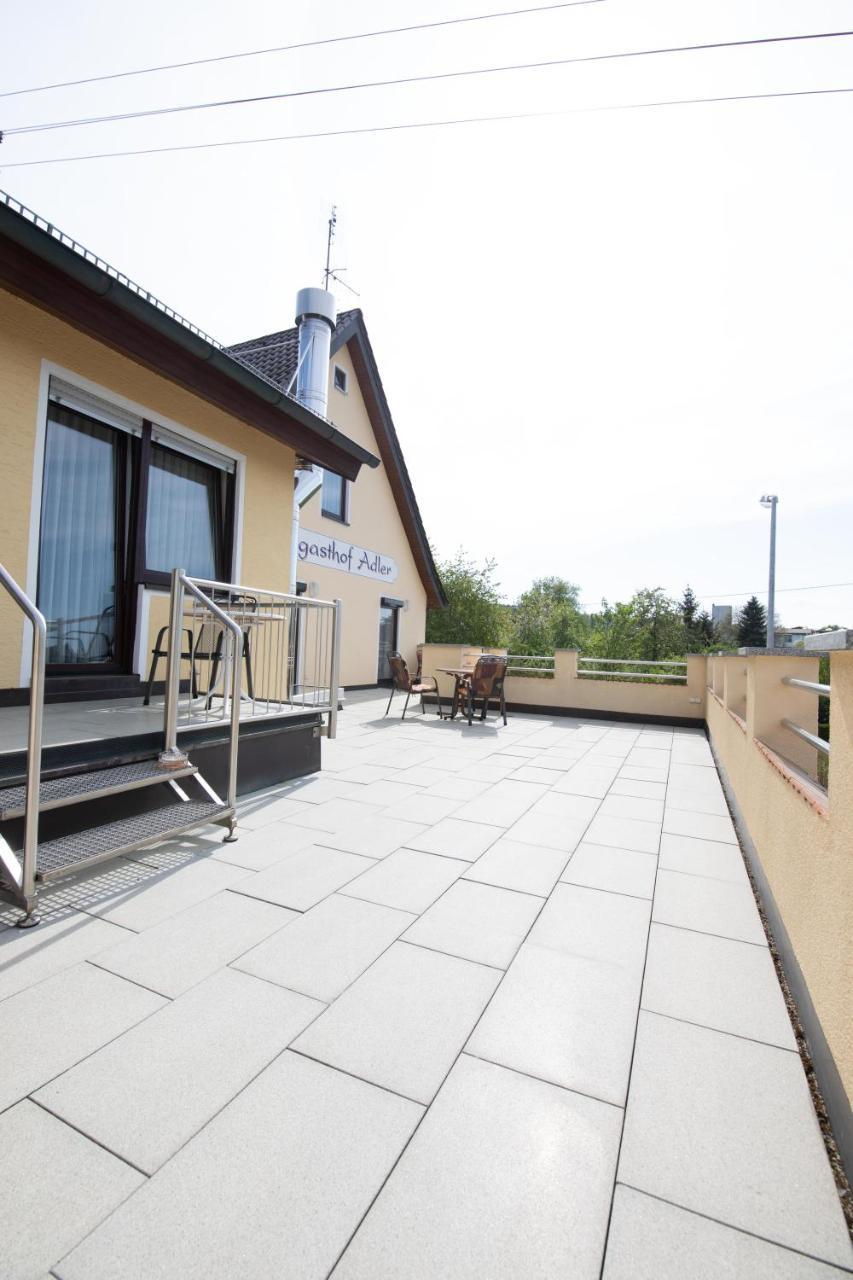 Landgasthof Adler Utzmemmingen Exteriör bild
